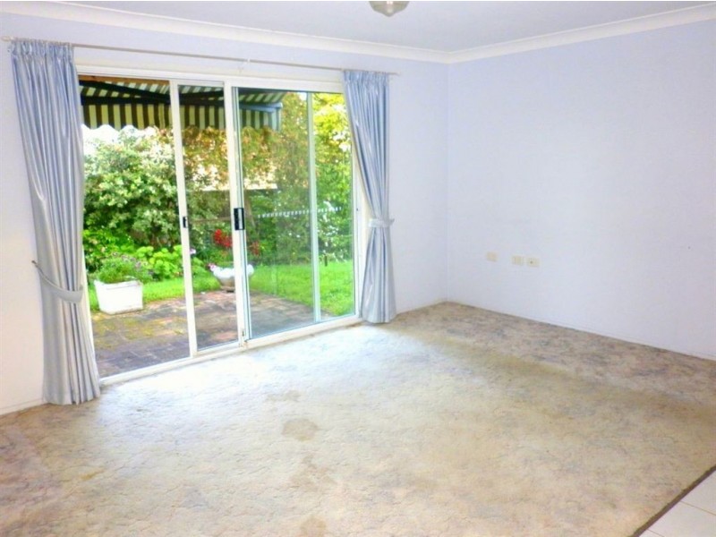 27 Magnolia Street, Margate QLD 4019