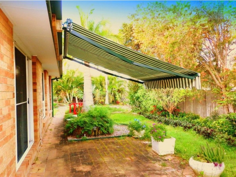 27 Magnolia Street, Margate QLD 4019