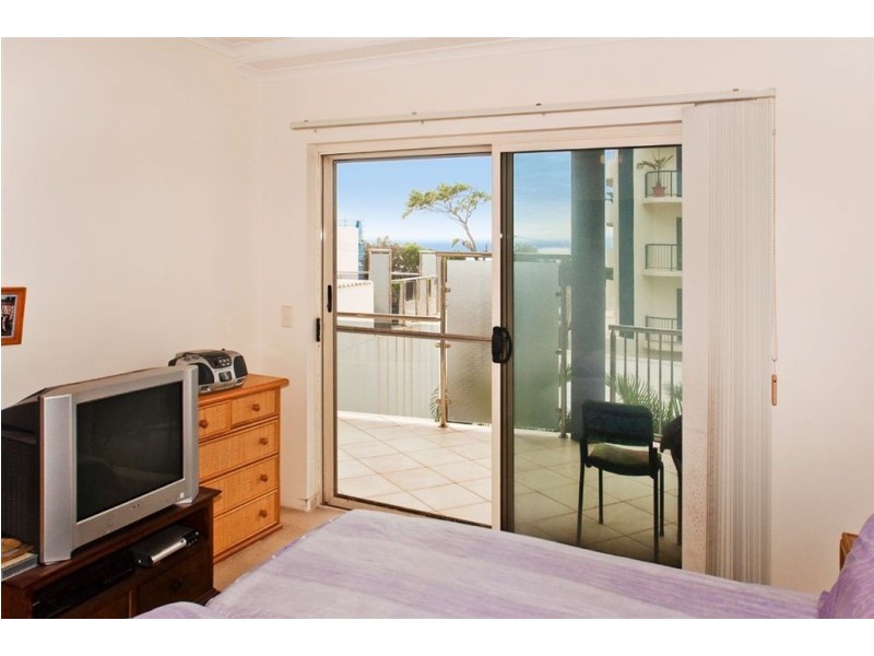 2/72 Sutton Street, Redcliffe QLD 4020