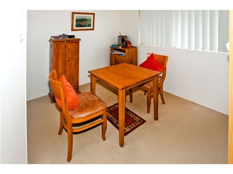 2/72 Sutton Street, Redcliffe QLD 4020