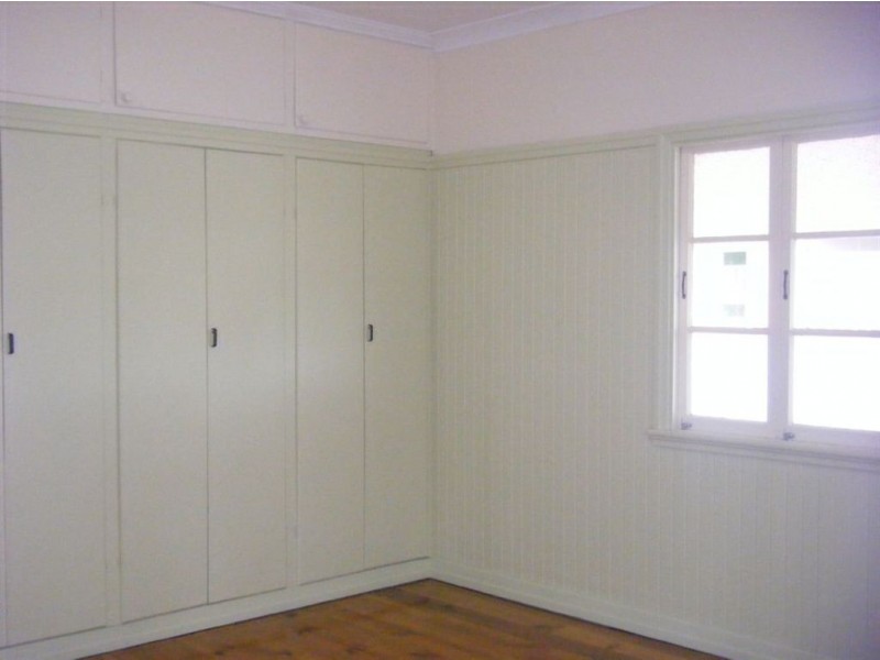 36 Bramble Street, Redcliffe QLD 4020