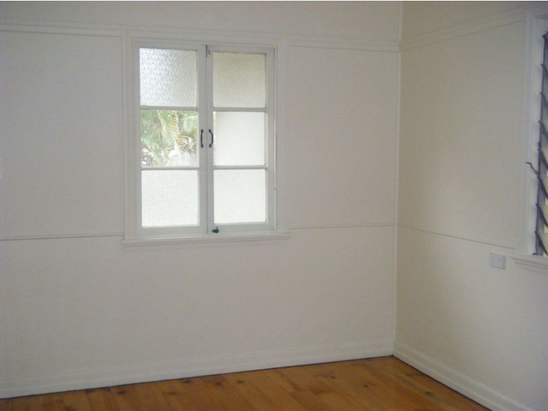 36 Bramble Street, Redcliffe QLD 4020