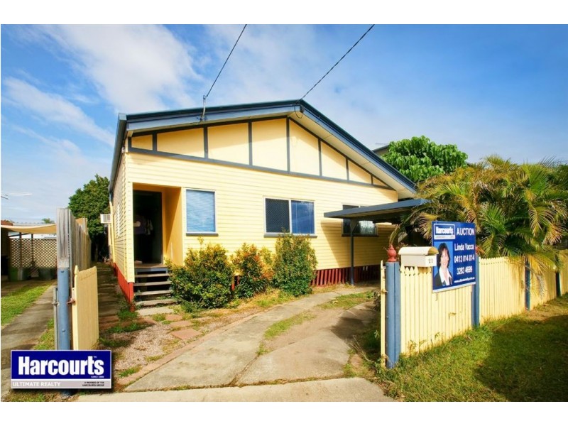 21 Pearl Street, Scarborough QLD 4020