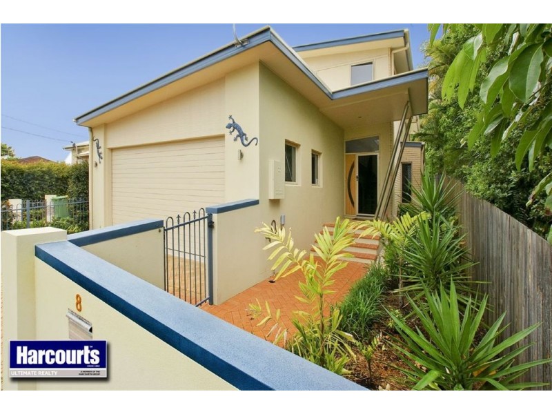 8 Brennan Road, Scarborough QLD 4020