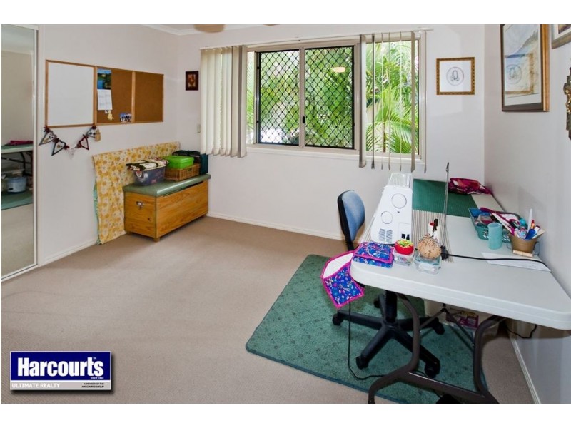 8 Brennan Road, Scarborough QLD 4020