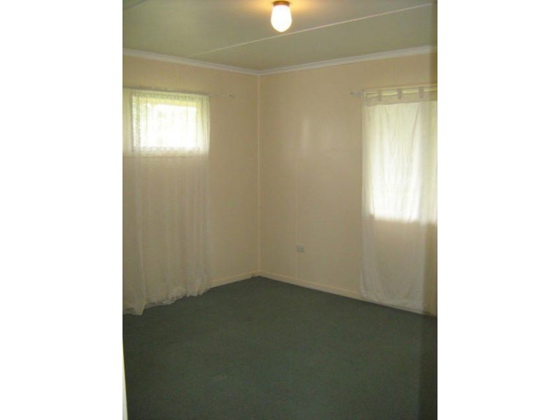 24 Highland Street, Redcliffe QLD 4020