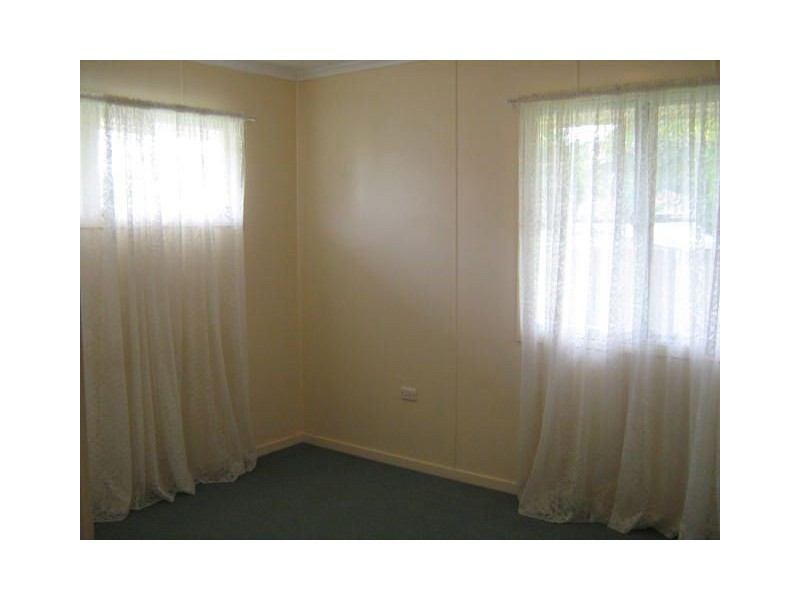 24 Highland Street, Redcliffe QLD 4020