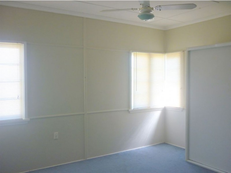 218 Oxley Avenue, Margate QLD 4019