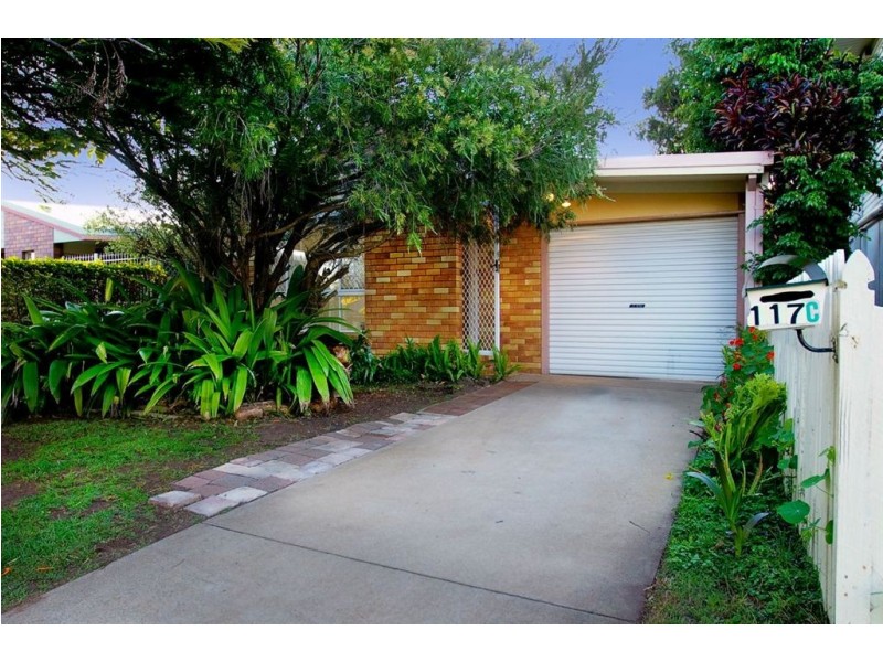 117c Turner Street, Scarborough QLD 4020
