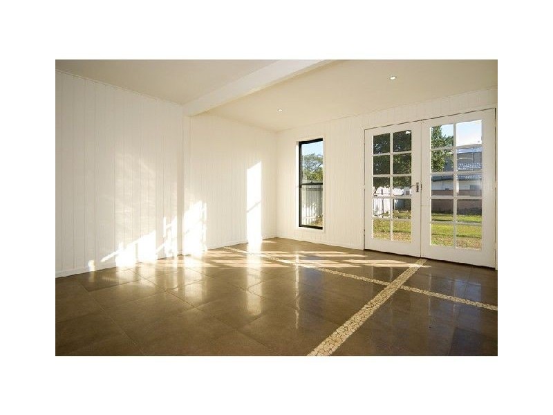 426 Flinders Parade, Brighton QLD 4017