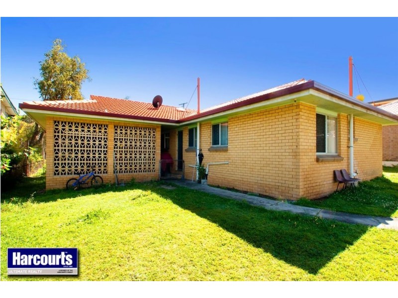 8 Amanda Street, Scarborough QLD 4020