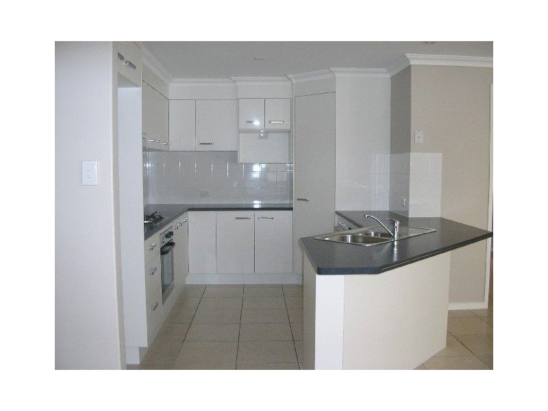 3a Brennan Road, Scarborough QLD 4020