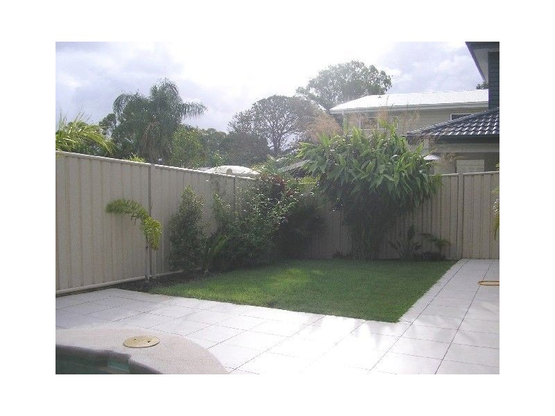 3a Brennan Road, Scarborough QLD 4020