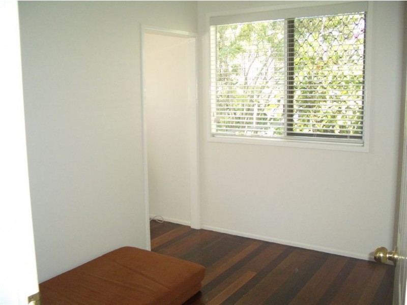 48 Benson Street, Scarborough QLD 4020