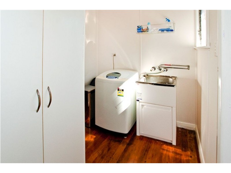 175 Scarborough Road, Scarborough QLD 4020