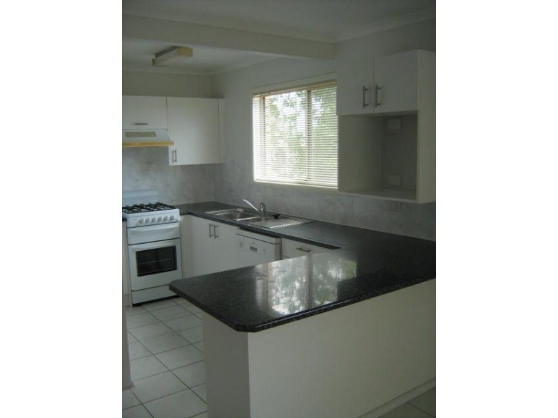 3/19 Ellen Street, Woody Point QLD 4019