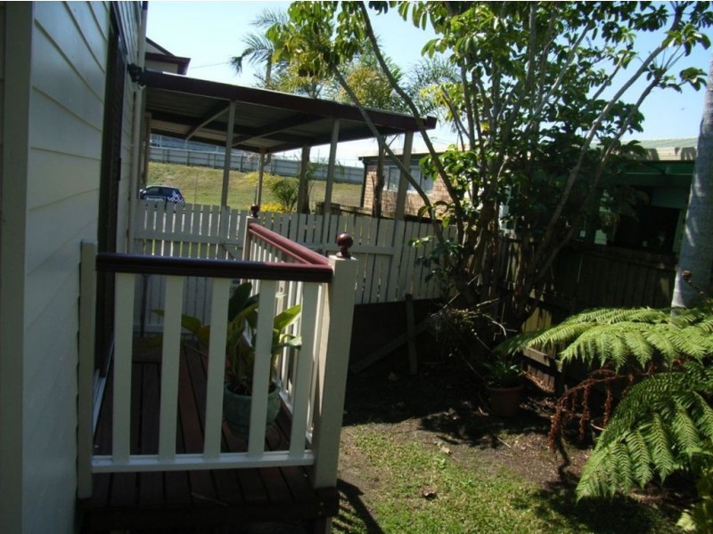 67 Sydney Street, Redcliffe QLD 4020