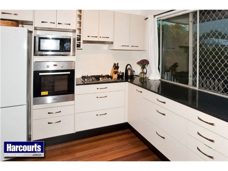 37 Arundal Street, Brighton QLD 4017