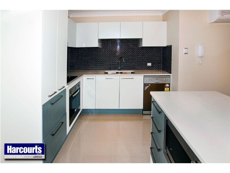 10 Georgina Street, Woody Point QLD 4019