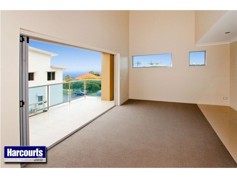 10 Georgina Street, Woody Point QLD 4019