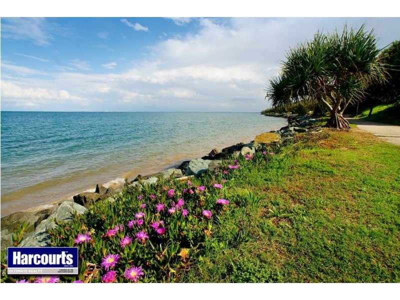 10 Georgina Street, Woody Point QLD 4019