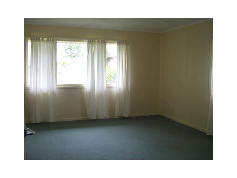 24 Highland Street, Redcliffe QLD 4020