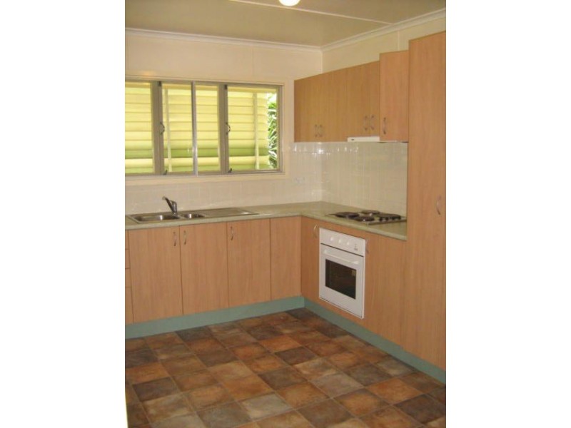 24 Highland Street, Redcliffe QLD 4020