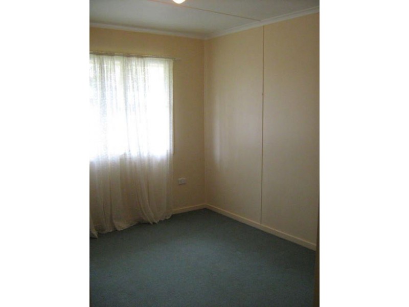 24 Highland Street, Redcliffe QLD 4020