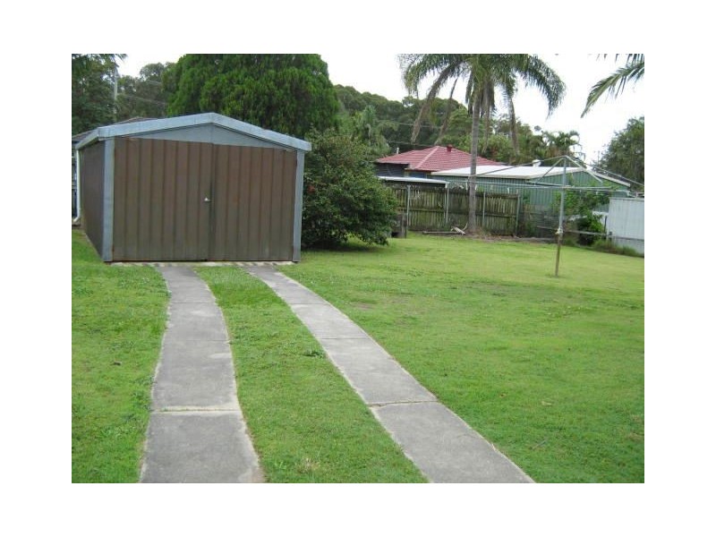 24 Highland Street, Redcliffe QLD 4020