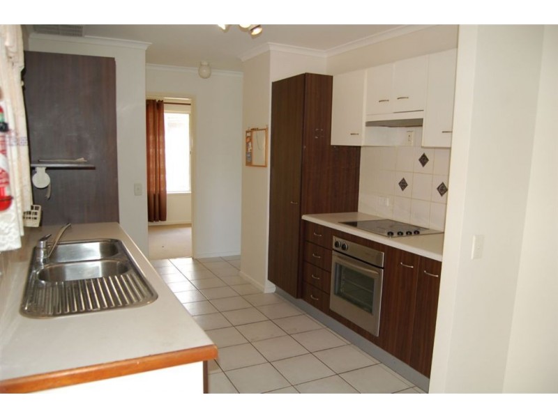 12 La Salle Drive, Newport QLD 4020