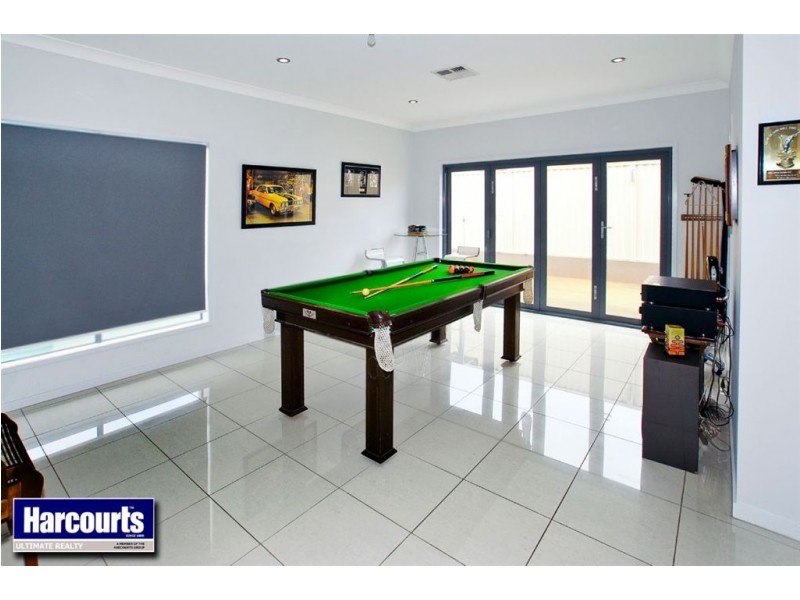 4 Freya Court, Newport QLD 4020