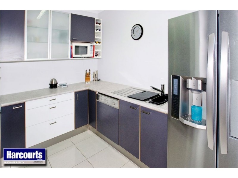 4 Freya Court, Newport QLD 4020