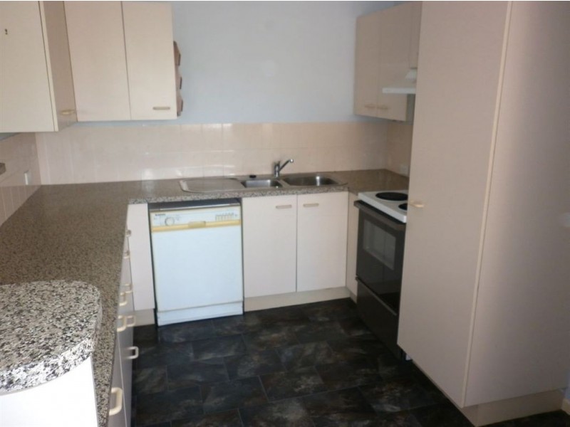 8/7 Shields Street, Redcliffe QLD 4020