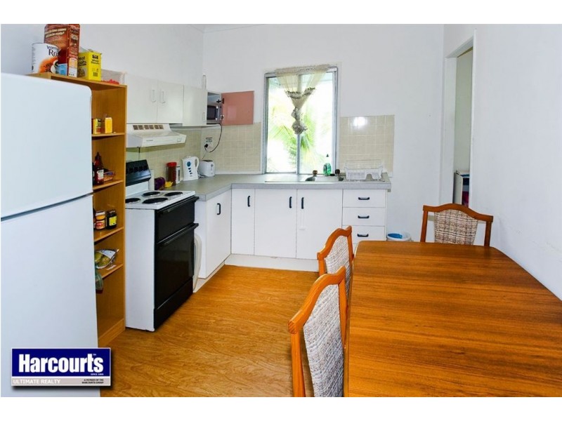 8 Louis Street, Redcliffe QLD 4020