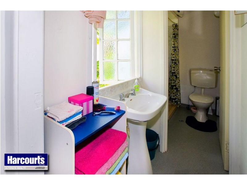 8 Louis Street, Redcliffe QLD 4020