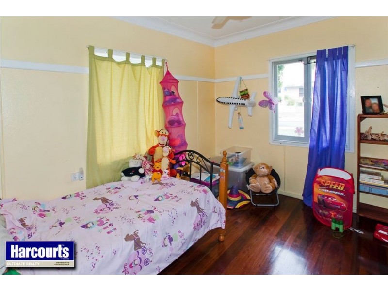 16 Thomas Street, Clontarf QLD 4019