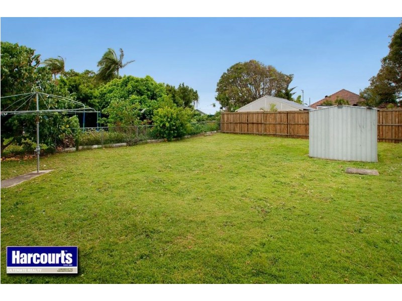 16 Thomas Street, Clontarf QLD 4019