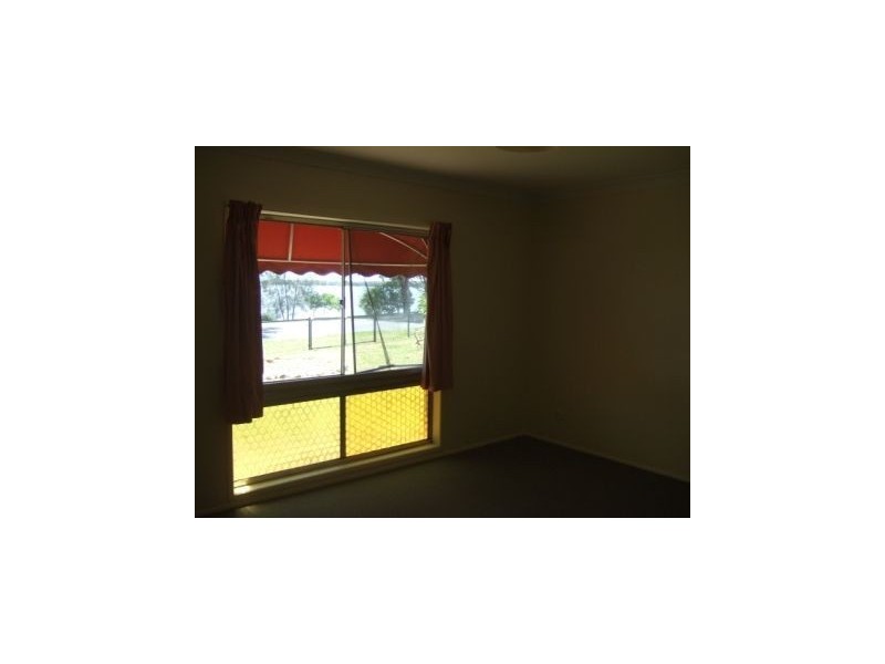 41-43 Esplanade, Deception Bay QLD 4508