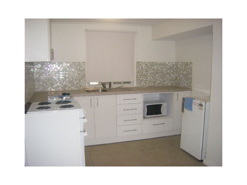 3/8 Louis Street, Redcliffe QLD 4020