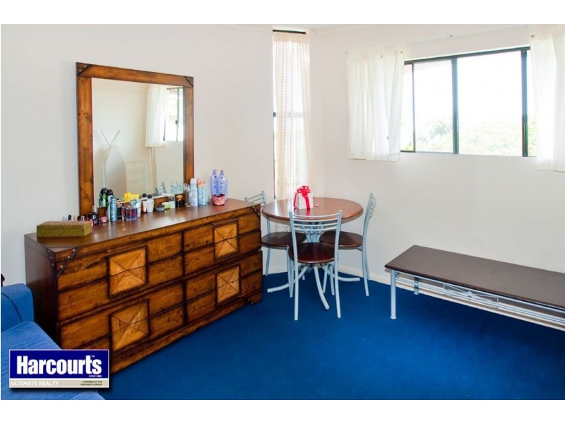 8/51 Landsborough Avenue, Scarborough QLD 4020