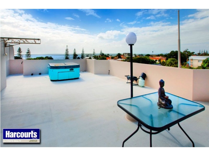 8/51 Landsborough Avenue, Scarborough QLD 4020