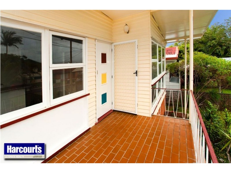 37 Garnet Street, Scarborough QLD 4020