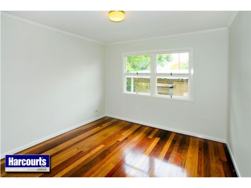 37 Garnet Street, Scarborough QLD 4020