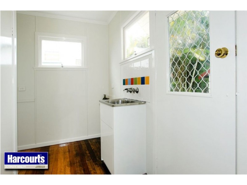37 Garnet Street, Scarborough QLD 4020