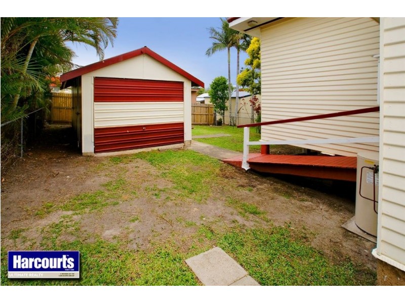 37 Garnet Street, Scarborough QLD 4020