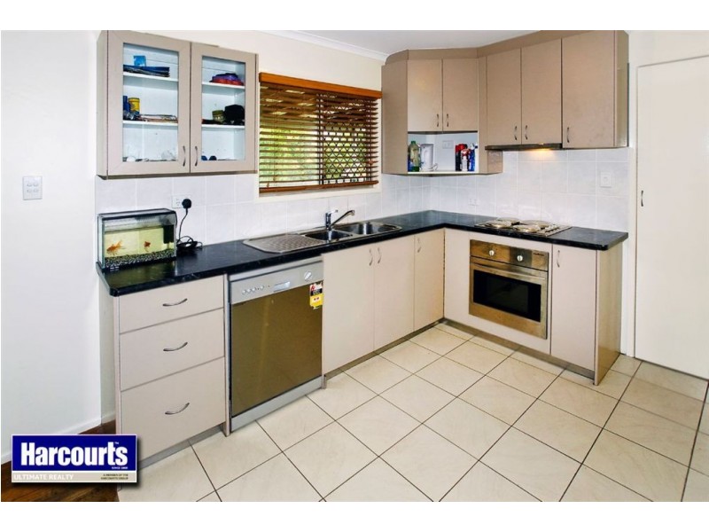 54 Benson Street, Scarborough QLD 4020