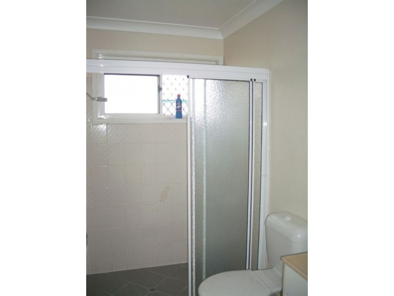 2/95 Kate Street, Woody Point QLD 4019