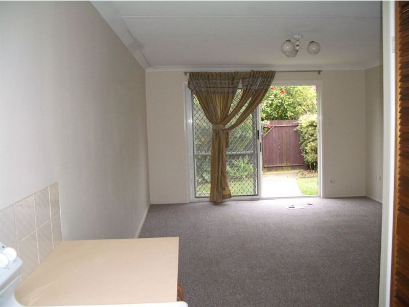2/95 Kate Street, Woody Point QLD 4019