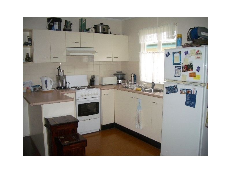 14 Livermore Street, Redcliffe QLD 4020