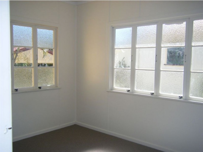 35 Bramble Street, Woody Point QLD 4019